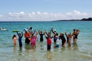 Enfants sur le Stade nautique